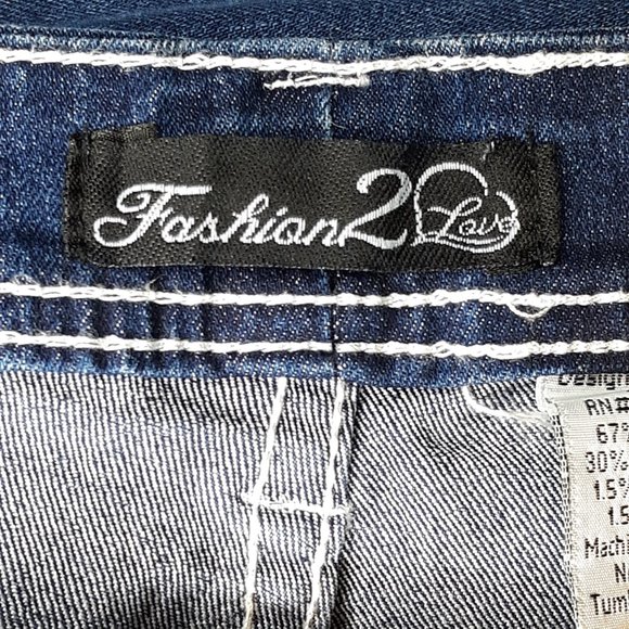 Stretch skinny jeans w/embellished pockets - Picture 5 of 12